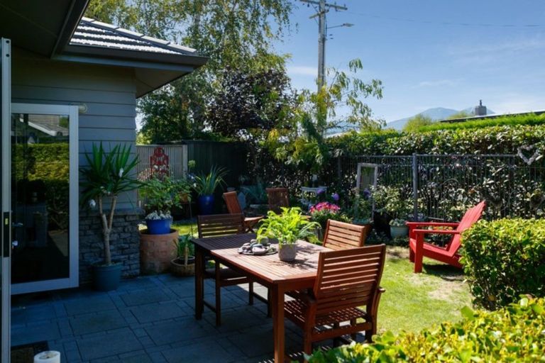 Photo of property in 15 Parata Street, Two Mile Bay, Taupo, 3330
