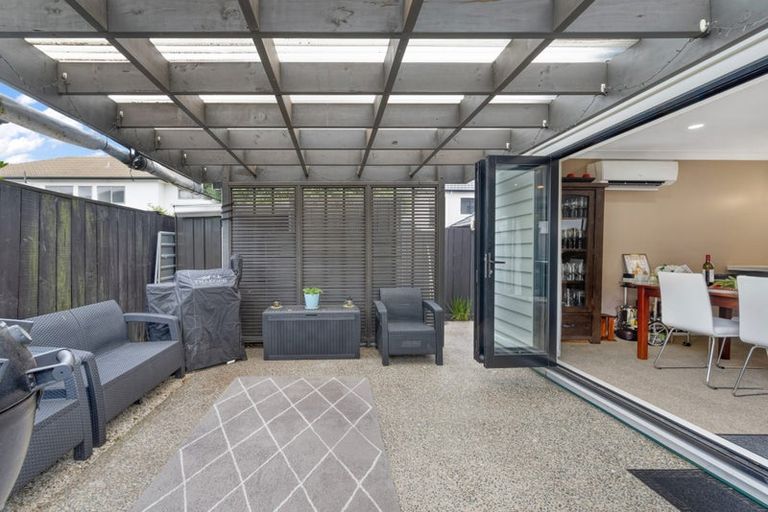 Photo of property in 5 Carousel Crescent, East Tamaki Heights, Auckland, 2016