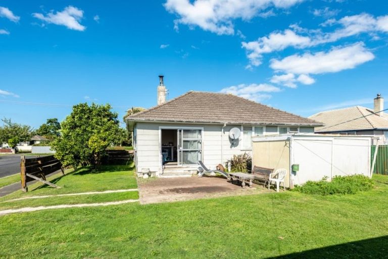 Photo of property in 33 Grafton Road, Te Hapara, Gisborne, 4010