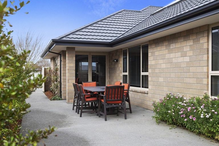 Photo of property in 3 Kempton Place, Rangiora, 7400
