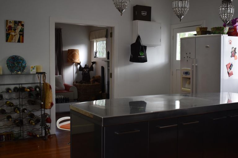 Photo of property in 63 Park Road, Carterton, 5713