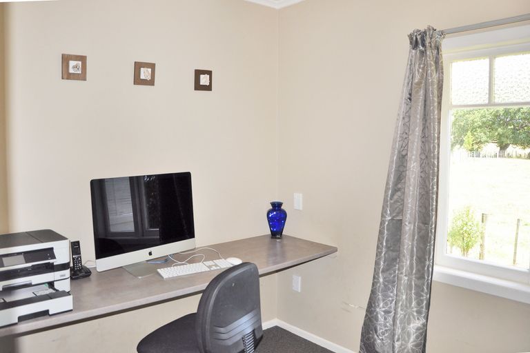 Photo of property in 15 Pukenui Road, Kaiwaka, 0573