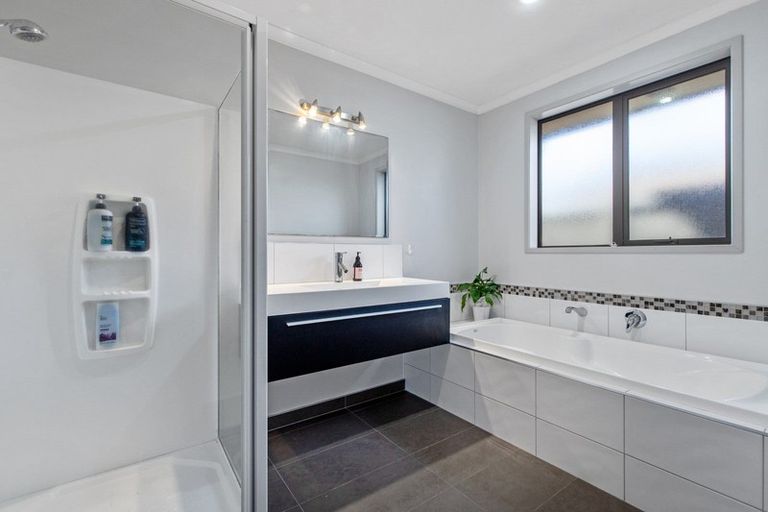 Photo of property in 4 Viking Lane, Flagstaff, Hamilton, 3210