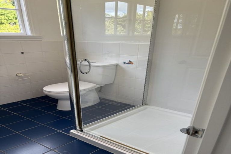 Photo of property in 300 Paremoremo Road, Paremoremo, Auckland, 0632