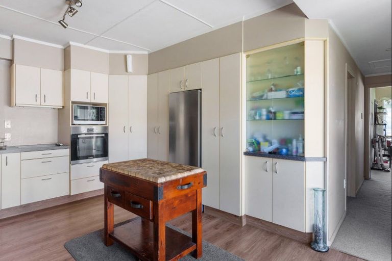 Photo of property in 6 Charles Street, Riverdale, Gisborne, 4010