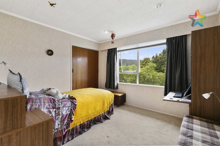 Photo of property in 12 De Menech Grove, Avalon, Lower Hutt, 5011