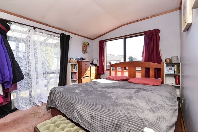 Photo of property in 8 Derby Street, Nawton, Hamilton, 3200