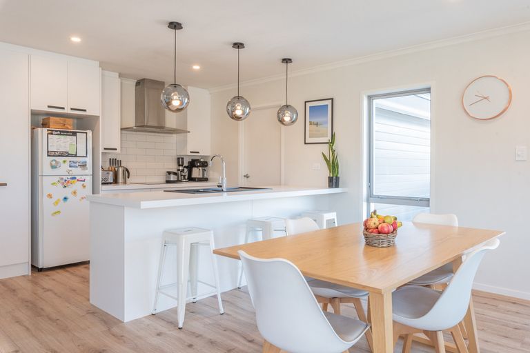 Photo of property in 48 Larch Crescent, Alexandra, 9320