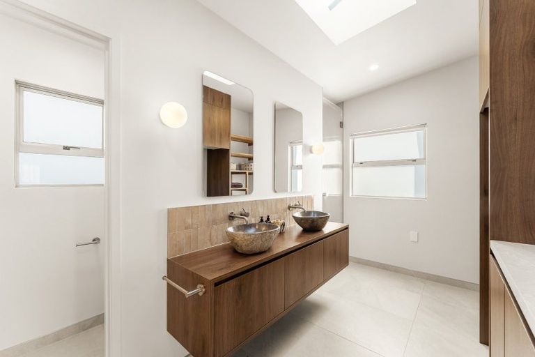 Photo of property in 16b Clyde Street, Mount Maunganui, 3116