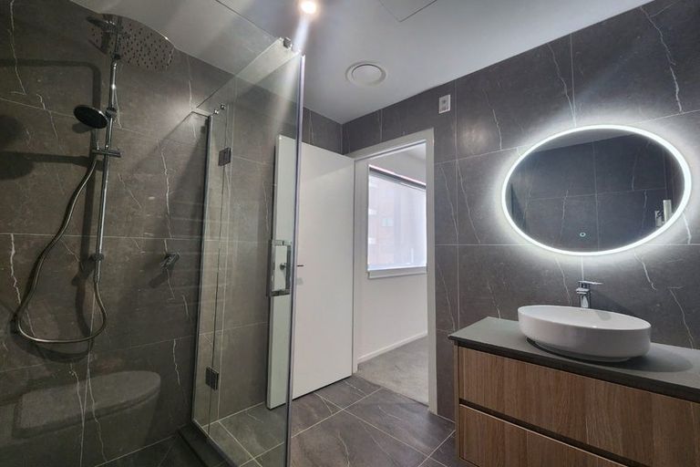 Photo of property in 64d Coronation Road, Mangere Bridge, Auckland, 2022