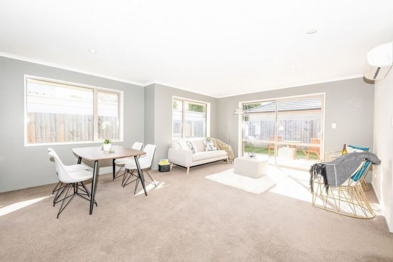 Photo of property in 2/2 Vintners Lane, Woolston, Christchurch, 8023