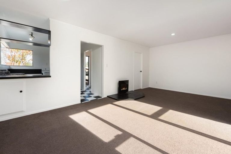 Photo of property in 13b Pokapu Place, Bethlehem, Tauranga, 3110