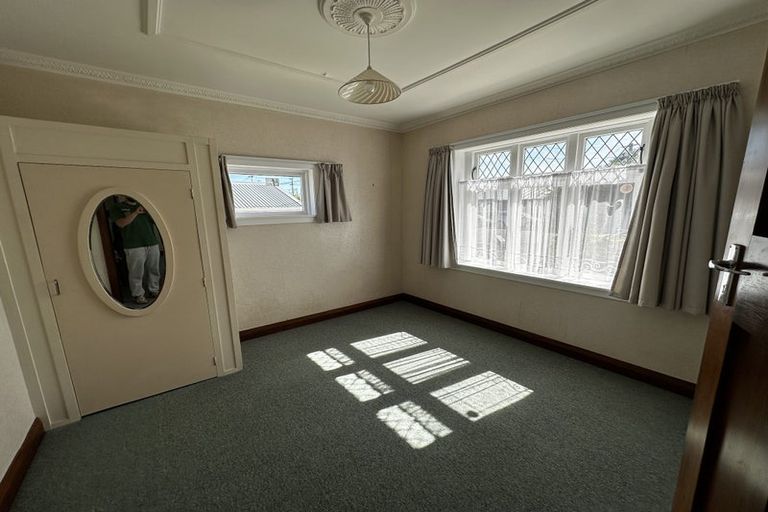 Photo of property in 2a Tennyson Street, Petone, Lower Hutt, 5012