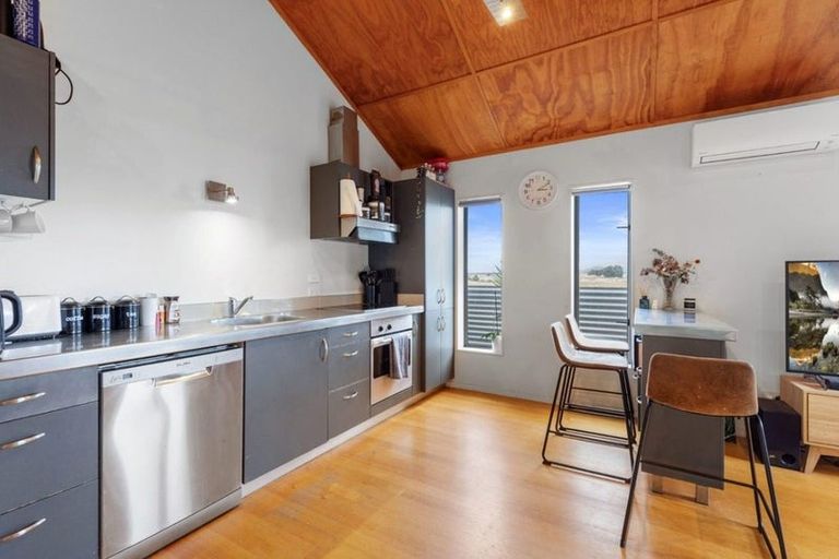 Photo of property in 42b Simpson Road, Papamoa Beach, Papamoa, 3118