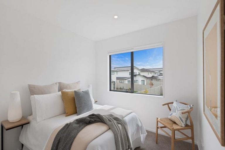 Photo of property in 16 Orford Lane, Takanini, 2112