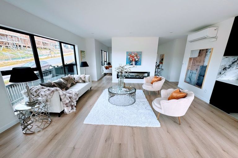 Photo of property in 31 Bremner Ridge Street, Flat Bush, Auckland, 2019