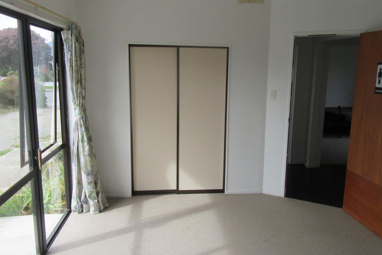 Photo of property in 18 Studholme Street, Waimate, 7924