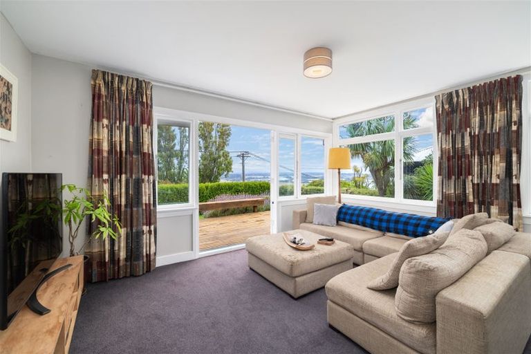 Photo of property in 87 Saint Andrews Hill Road, Mount Pleasant, Christchurch, 8081