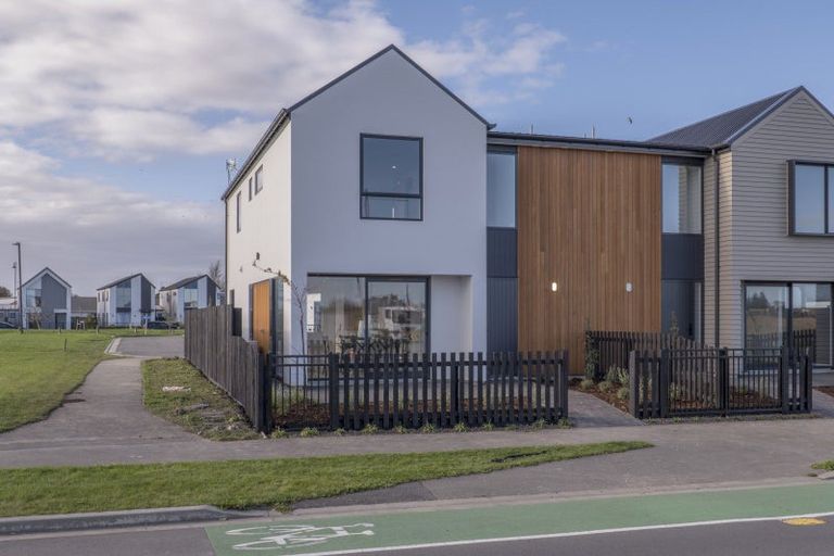 Photo of property in 5 Monsaraz Boulevard, Halswell, Christchurch, 8025