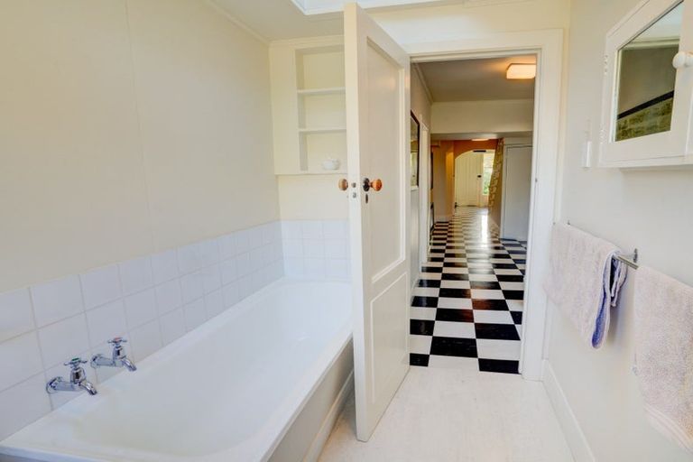 Photo of property in 18 Ngatitama Street, Nelson South, Nelson, 7010