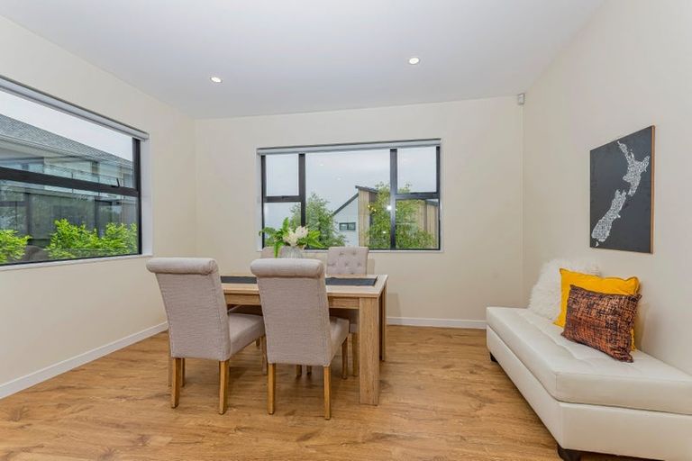 Photo of property in 4 Vintry Drive, Kumeu, 0810