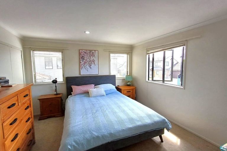 Photo of property in 13 Whitbourne Heights, Manurewa, Auckland, 2105