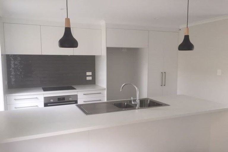 Photo of property in 310a Lakes Boulevard, Pyes Pa, Tauranga, 3112