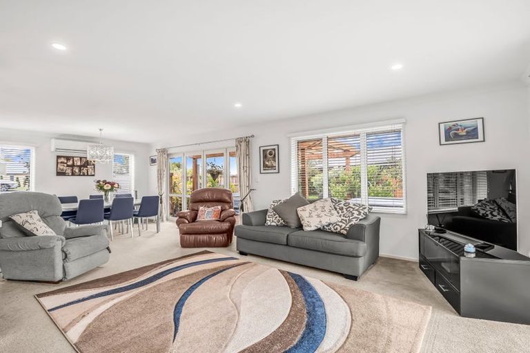 Photo of property in 6 Ormandy Court, Amberley, 7410