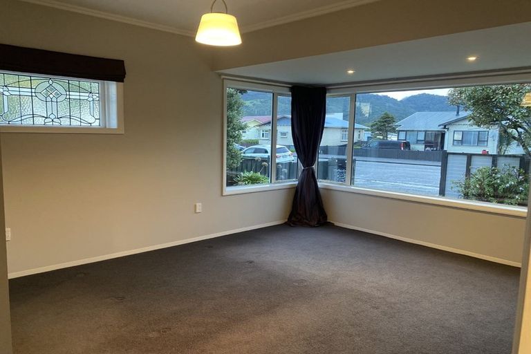 Photo of property in 22 Milton Road, Greymouth, 7805