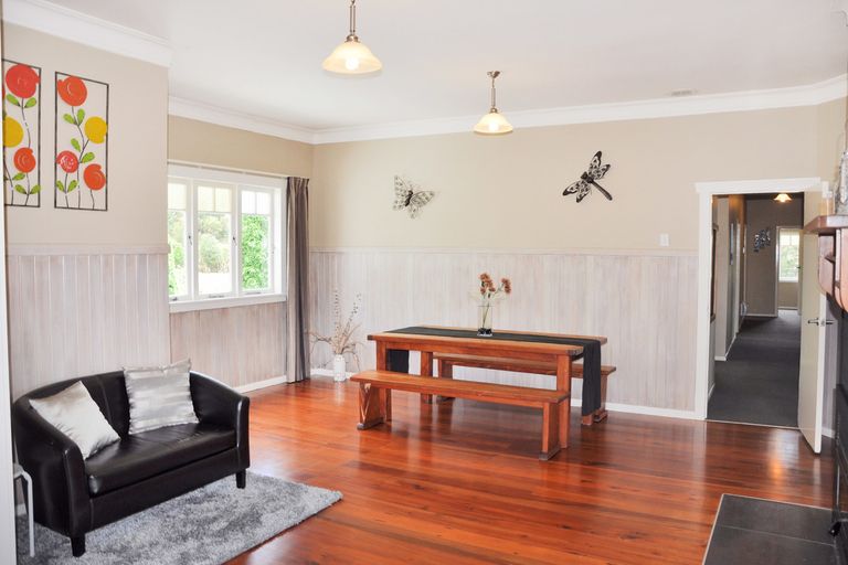 Photo of property in 15 Pukenui Road, Kaiwaka, 0573