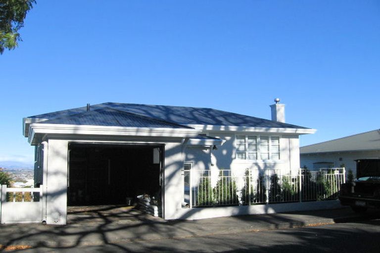 Photo of property in 6 Lighthouse Road, Bluff Hill, Napier, 4110
