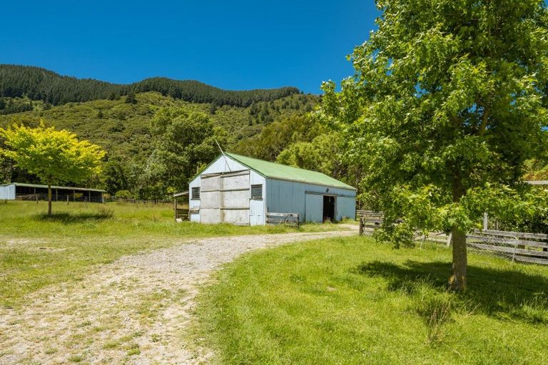 Photo of property in 5580 Kenepuru Road, Waitaria Bay, Marlborough Sounds, 7282