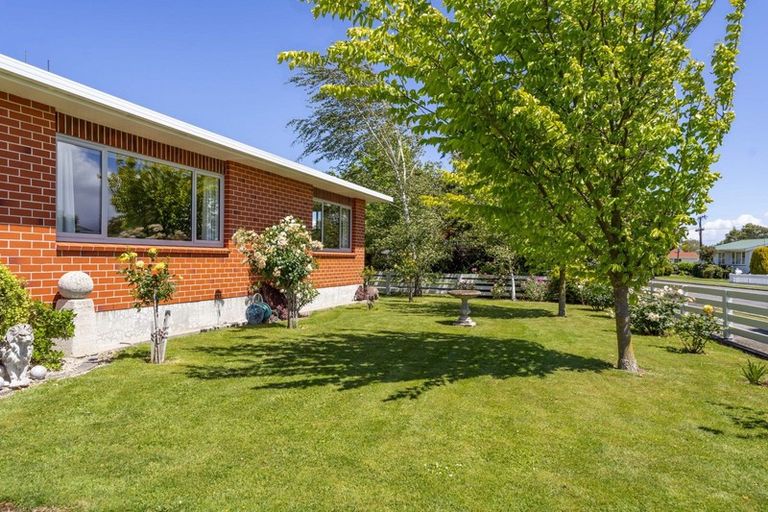 Photo of property in 13 Fairbrother Street, Carterton, 5713