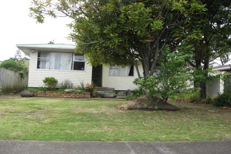 Photo of property in 8 Dalry Place, Mangere Bridge, Auckland, 2022