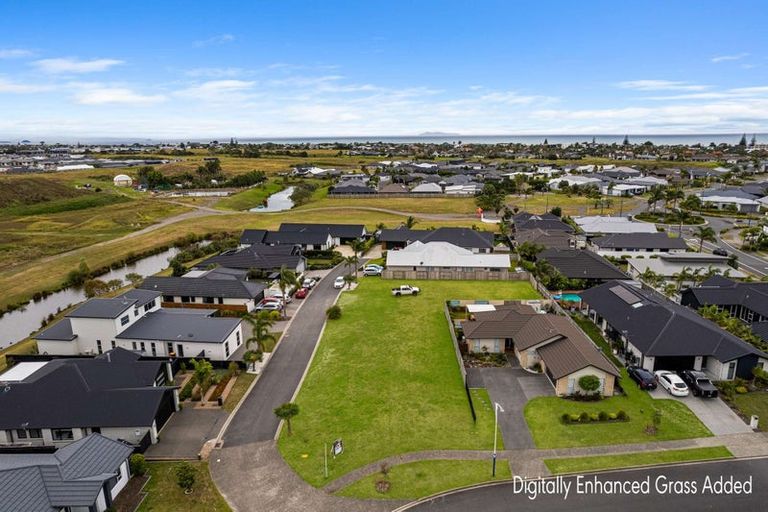 Photo of property in 2 Senecio Way, Papamoa Beach, Papamoa, 3118