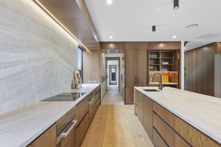 Photo of property in 26d Bryndwr Road, Fendalton, Christchurch, 8052