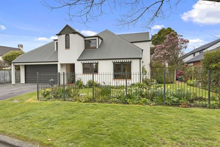 Photo of property in 10a Swanleigh Place, Ilam, Christchurch, 8041