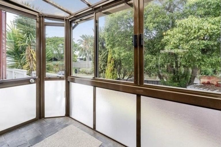 Photo of property in 3 St Annes Crescent, Wattle Downs, Auckland, 2103