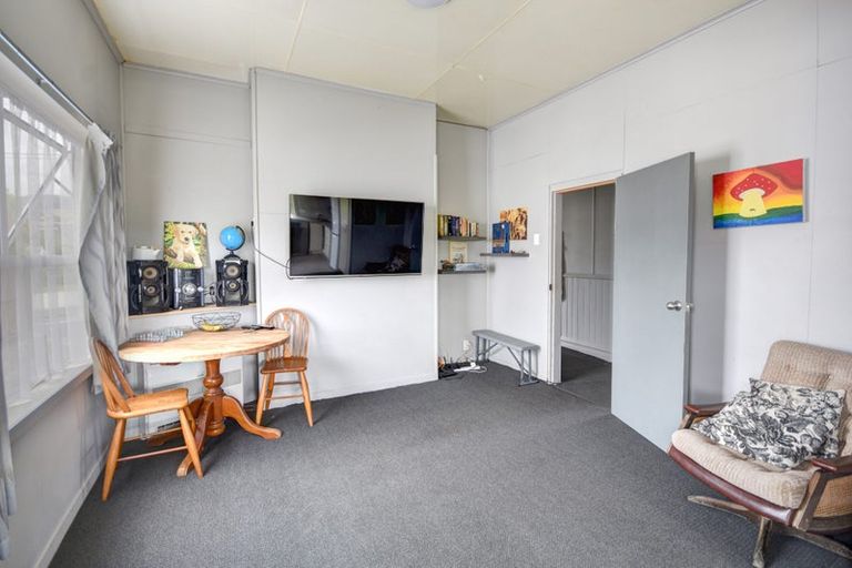 Photo of property in 201 Gladstone Road South, Dalmore, Dunedin, 9010