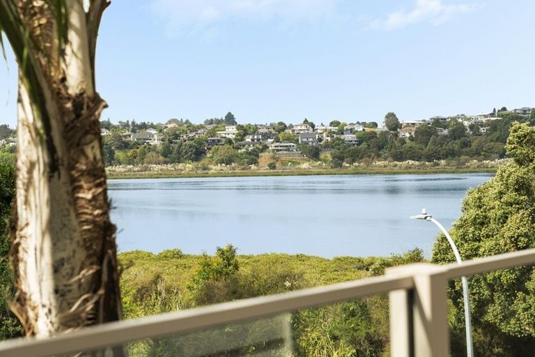 Photo of property in 9 Bay Street, Matua, Tauranga, 3110