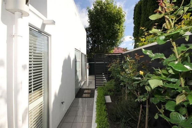 Photo of property in 4/184 Peterborough Street, Christchurch Central, Christchurch, 8013