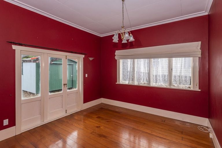 Photo of property in 18 Deveron Street, Regent, Whangarei, 0112