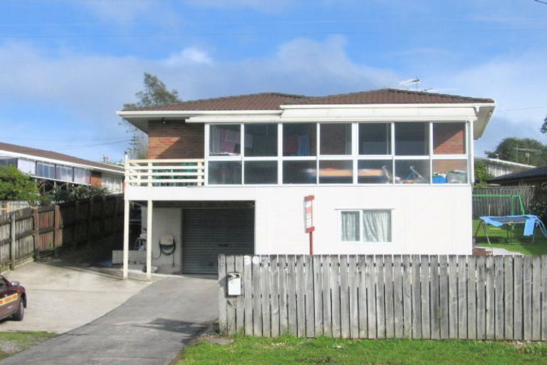 Photo of property in 307 Triangle Road, Massey, Auckland, 0614