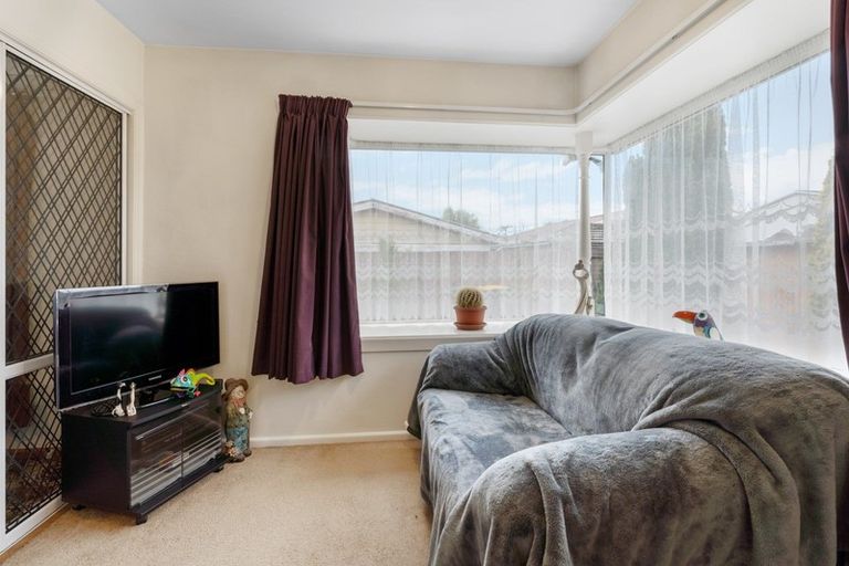 Photo of property in 64 Eureka Street, Aranui, Christchurch, 8061