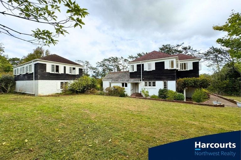Photo of property in 86 Tawa Road, Kumeu, 0891