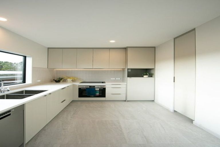 Photo of property in 4/29 Brandon Road, Glen Eden, Auckland, 0602