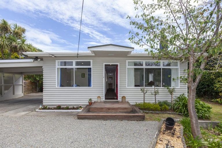 Photo of property in 119 Matai Road, Raumati South, Paraparaumu, 5032