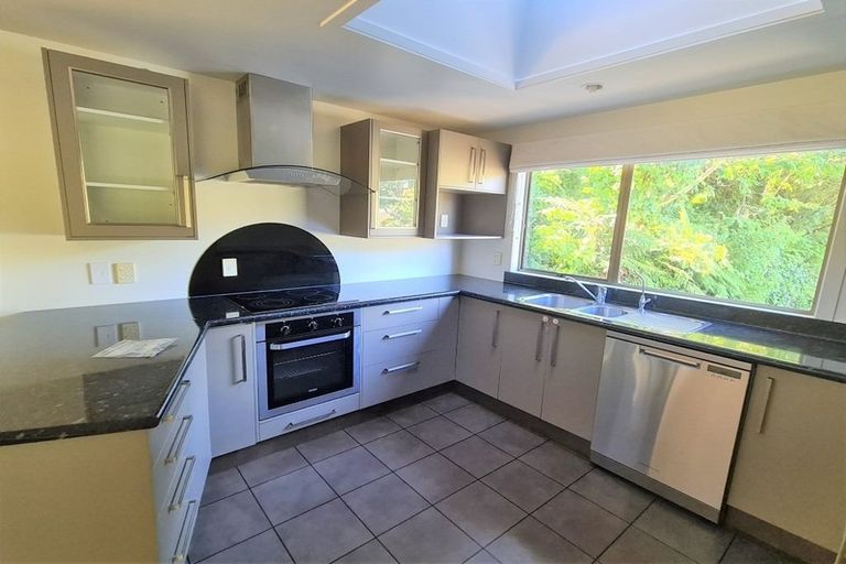 Photo of property in 113 Poplar Grove, Whalers Gate, New Plymouth, 4310
