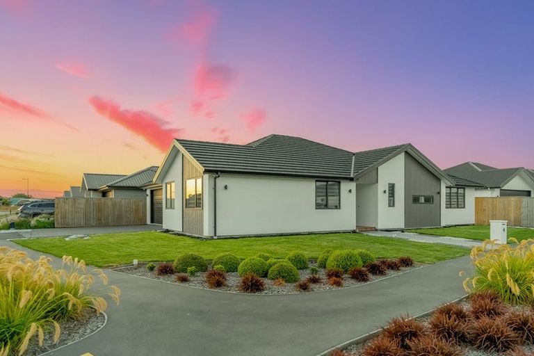 Photo of property in 4 Waterford Farm Road, Halswell, Christchurch, 8025