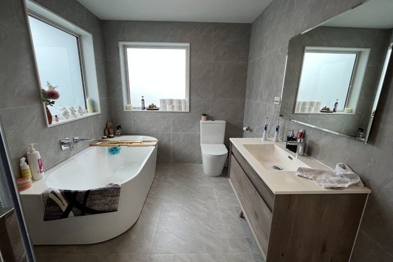 Photo of property in 5 Kapehu Road, Silverdale, 0932